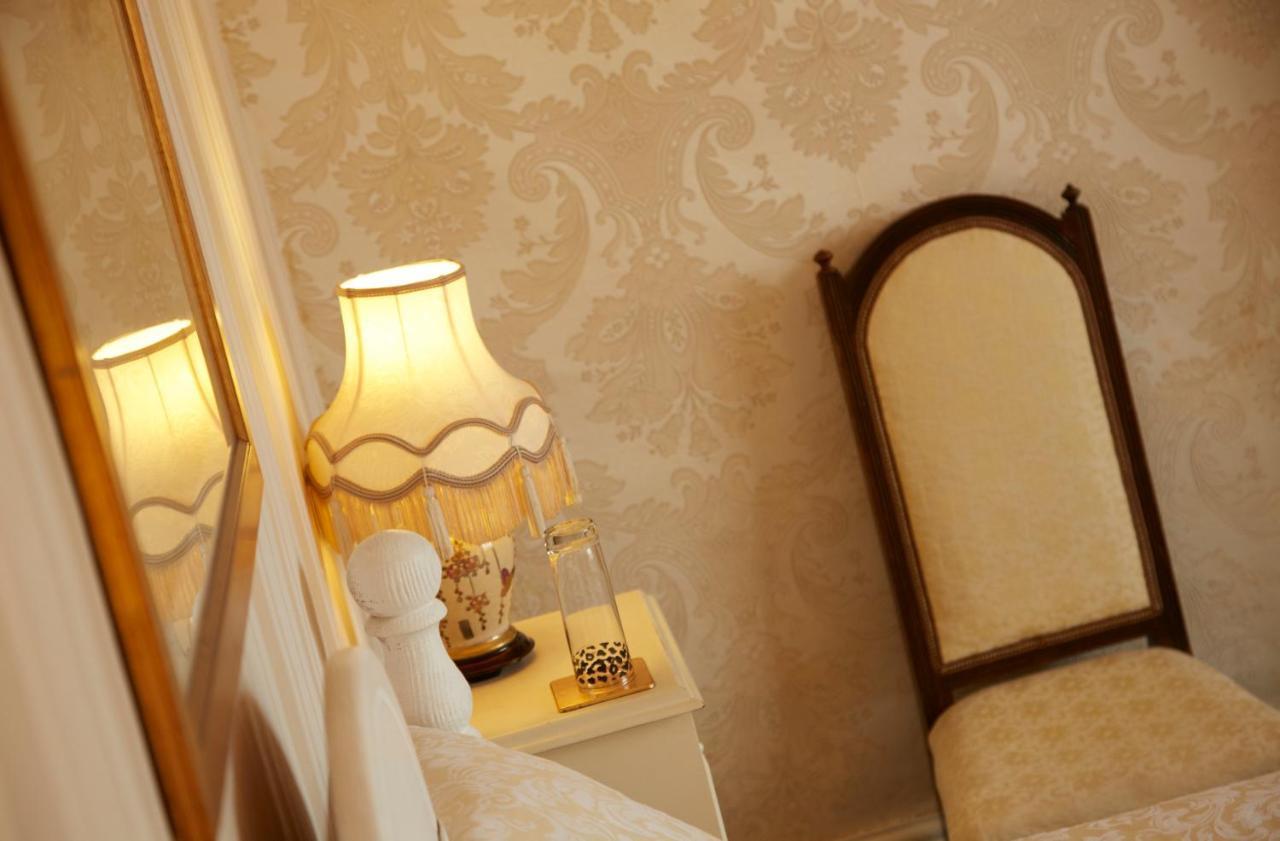 Lower Drayton Farm B&B Στάφορντ Εξωτερικό φωτογραφία